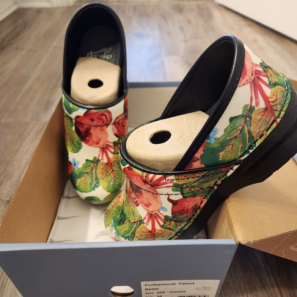 Dansko Clogs. Sz 38